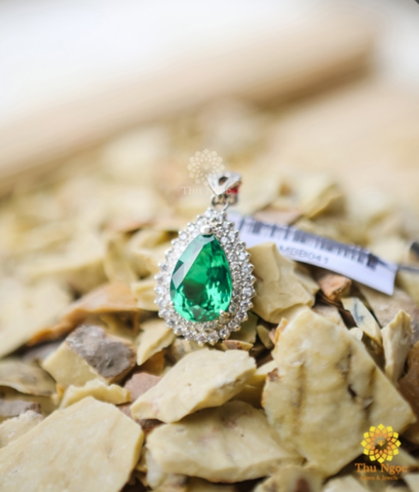 Trang sức phong thủy theo cung mệnh