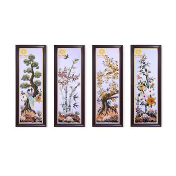 Tứ Quý nền đá