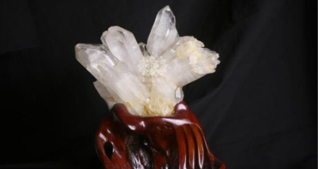 3 vị trí nên đặt đá đá phong thủy để thu hút tài lộc